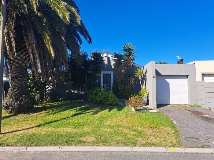 Property #ENT0251067, House rental monthly in Protea Village