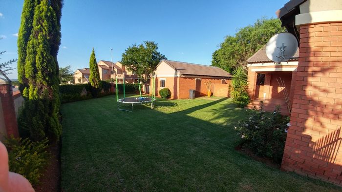 Property #ENT0251013, Townhouse sold in Mooikloof Ridge
