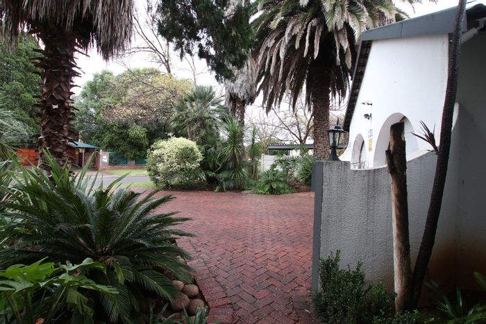Property #ENT0251183, House for sale in Potchefstroom Rural