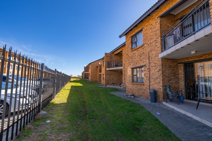 Property #ENT0251380, Townhouse for sale in Witfield