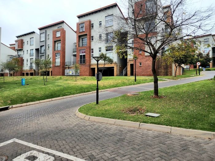 Property #ENT0251540, Apartment for sale in Houghton Estate