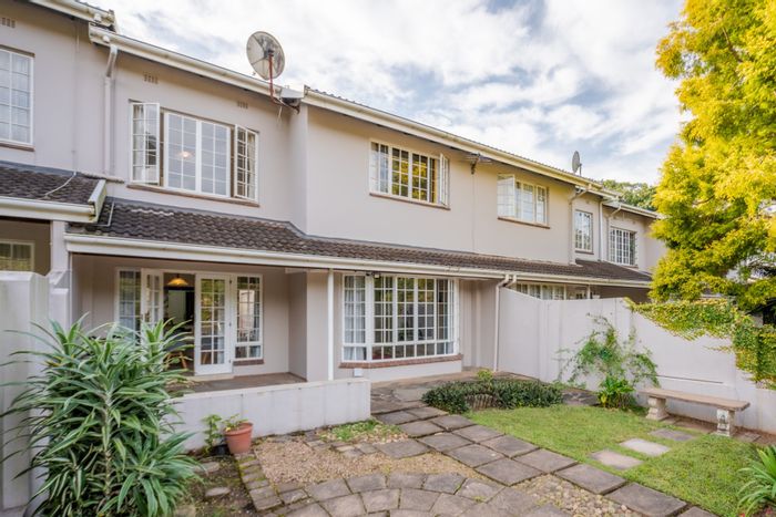 Property #ENT0251964, Townhouse for sale in Clifton Park
