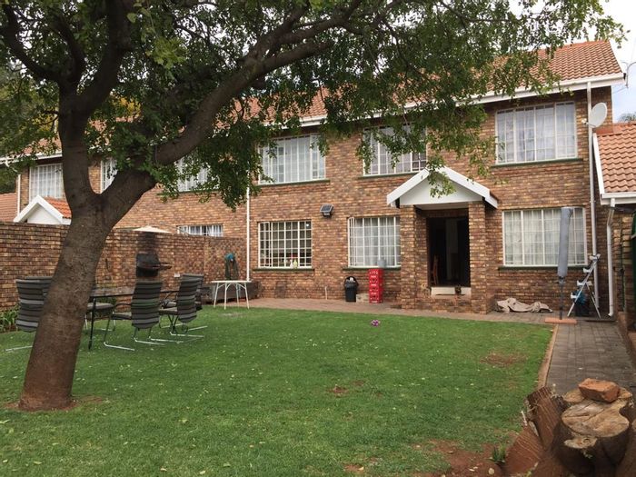 Property #ENT0252154, Townhouse rental monthly in Clubview