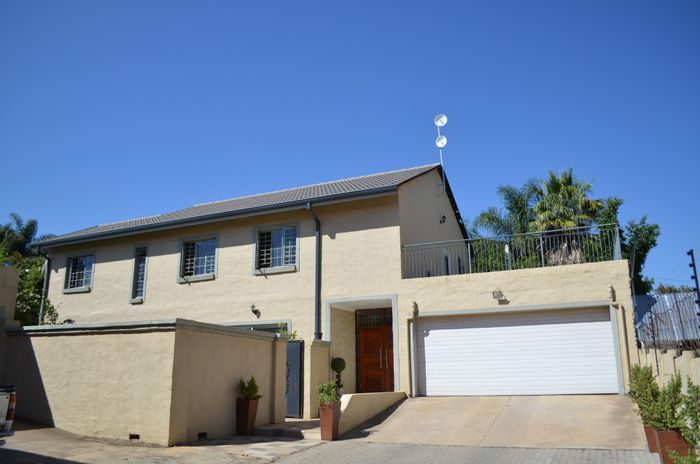 Property #ENT0252980, House for sale in Newlands