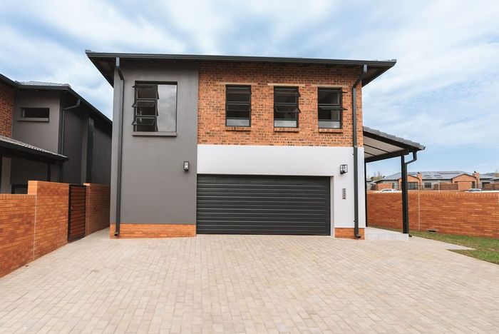 Property #ENT0253044, Townhouse for sale in Six Fountains Residential Estate