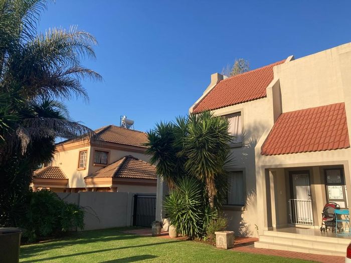 Property #ENT0253066, House rental monthly in Eldo View