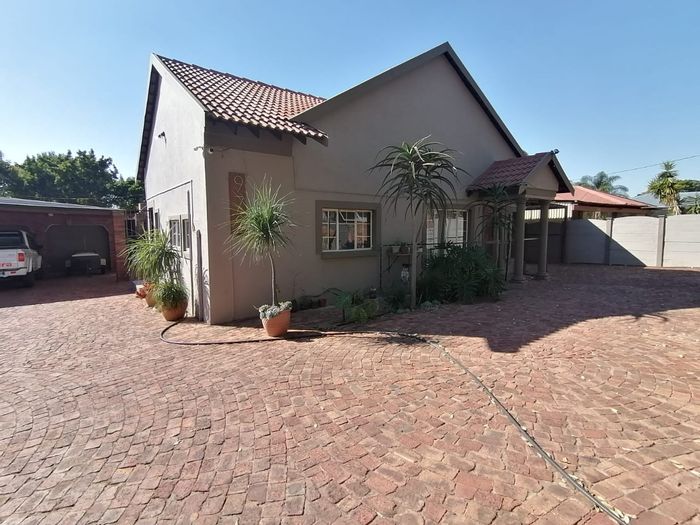 Property #ENT0253071, House for sale in Claremont
