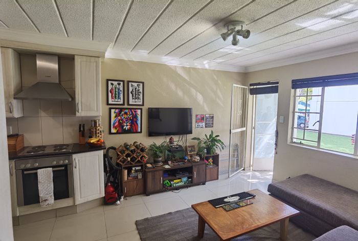 Property #ENT0253238, Apartment for sale in Groenkloof