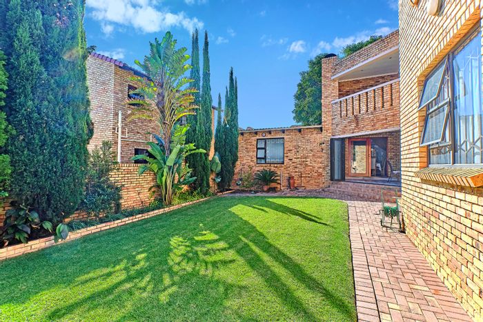 Property #ENT0253360, House for sale in Radiokop