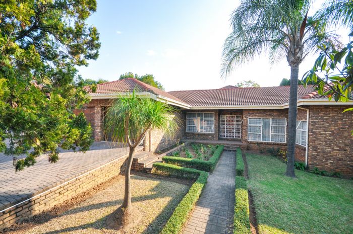 Property #ENT0253319, House for sale in Newlands