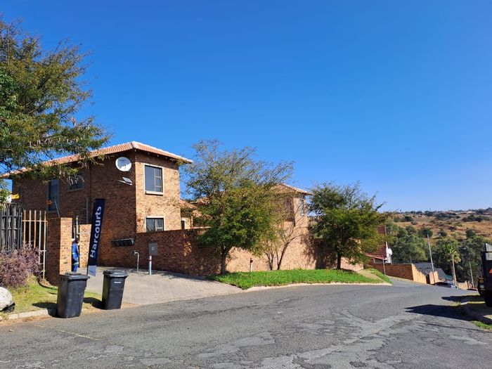 Property #ENT0253330, Townhouse for sale in Alberton North