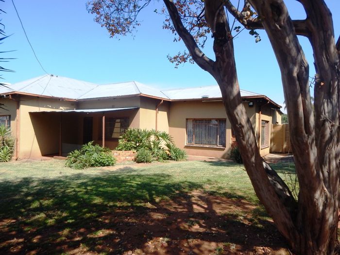 Property #ENT0254091, House for sale in Primrose East
