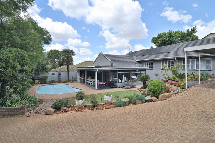 Property #ENT0254343, House for sale in Kensington