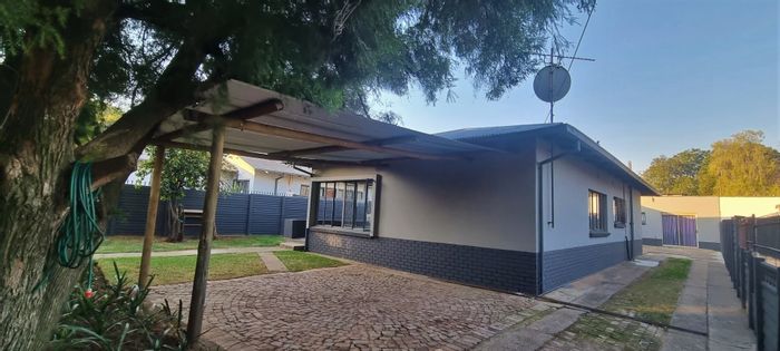 Property #ENT0254492, House for sale in Rietfontein