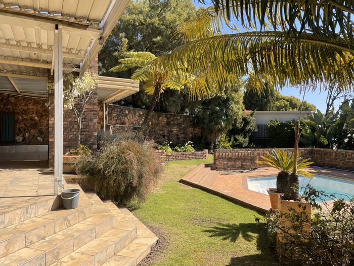 Property #ENT0254879, House for sale in Constantia Park