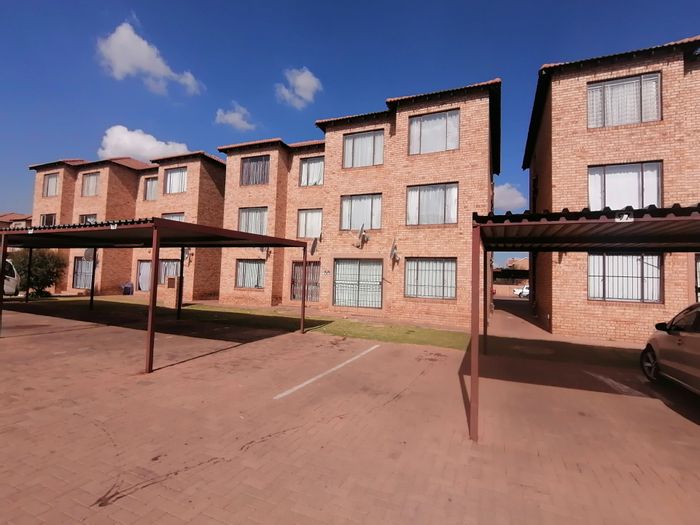 Property #ENT0254816, Apartment for sale in Greenhills Ext 3