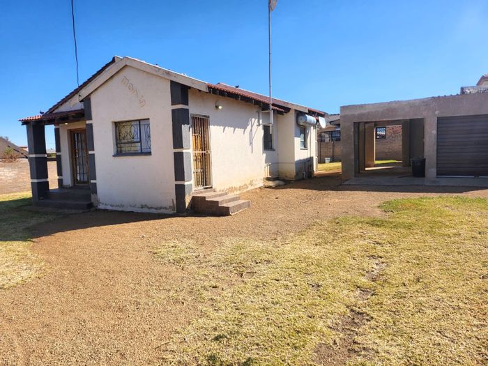 Property #ENT0254993, House for sale in Ventersdorp