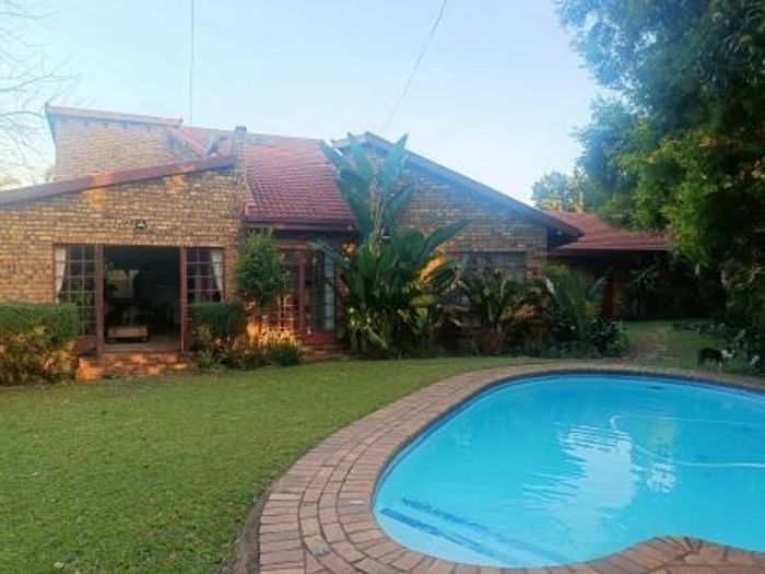 Property #ENT0255043, House for sale in Zwartkop