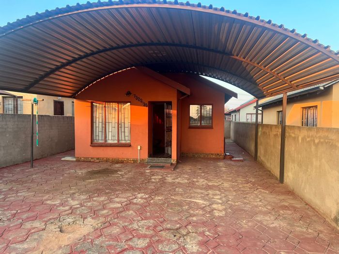 Property #ENT0255044, House for sale in Soshanguve