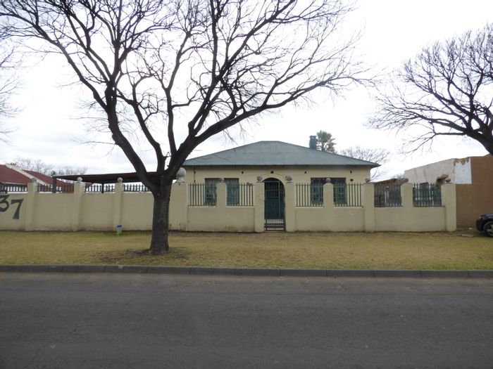 Property #ENT0255105, House for sale in Boksburg North