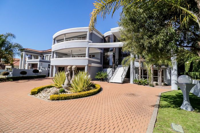 Property #ENT0255111, House rental monthly in Blue Valley Golf Estate