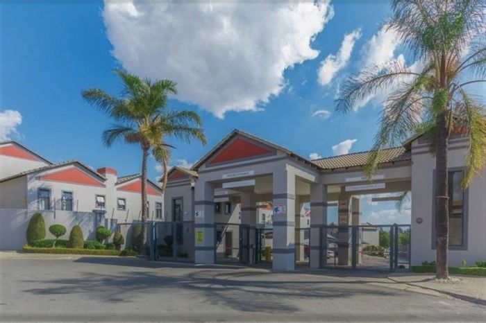 Property #ENT0255127, Apartment pending sale in Honeydew