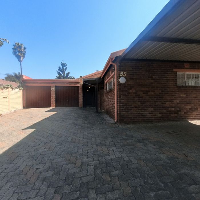 Property #ENT0255624, House for sale in East Town