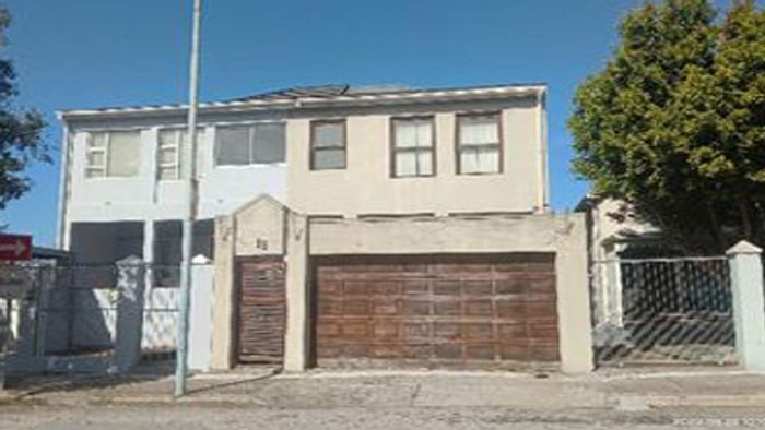 Property #ENT0255893, House for sale in Port Elizabeth Central