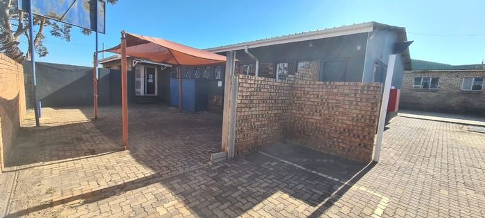 Property #ENT0255919, Industrialsite for sale in Witbank Central