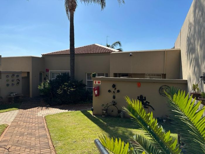 Property #ENT0256547, Townhouse for sale in Rangeview
