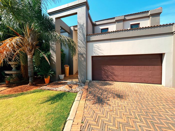 Property #ENT0257070, House for sale in Midstream Estate