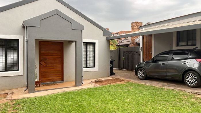 Property #ENT0257013, House pending sale in Zwartkop