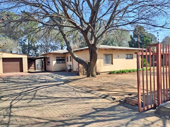 Property #ENT0257354, House for sale in Sasolburg