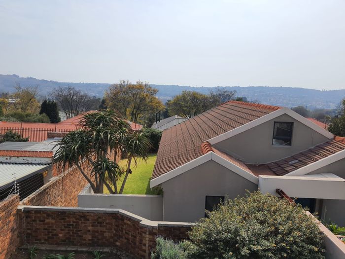Property #ENT0257569, Townhouse for sale in Kensington