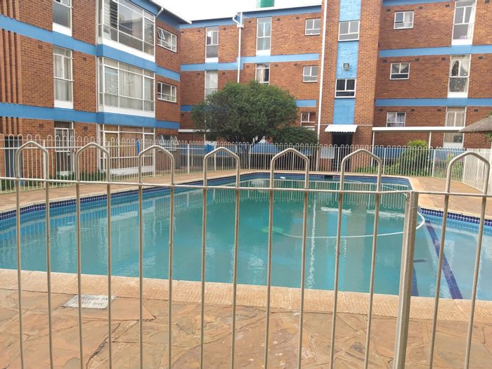 Property #ENT0257916, Apartment for sale in Kempton Park Central