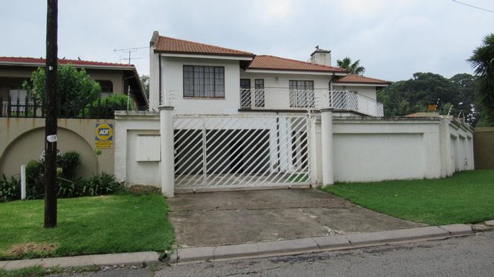Property #ENT0258010, House for sale in Kensington