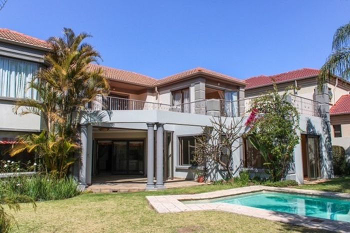 Property #ENT0258222, House for sale in Blue Valley Golf Estate