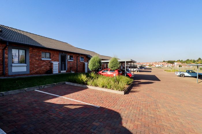 Property #ENT0258649, Townhouse rental monthly in Sagewood