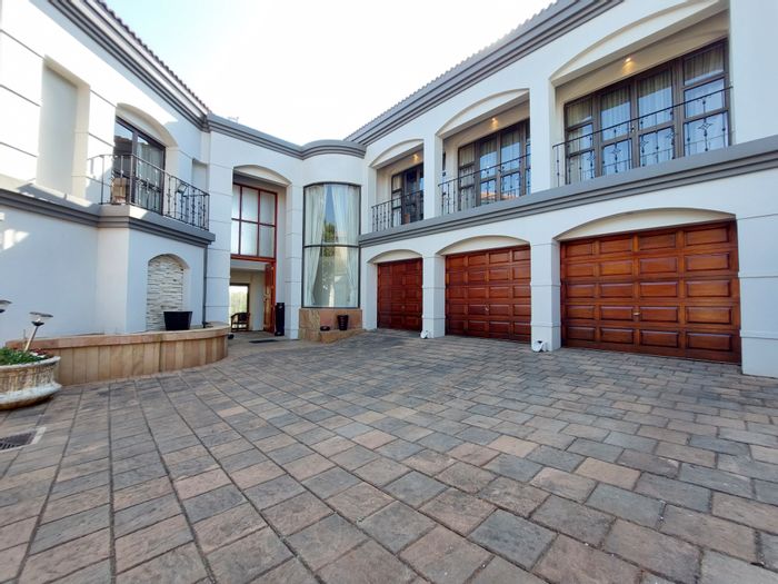 Property #ENT0258627, House for sale in Centurion Golf Estate