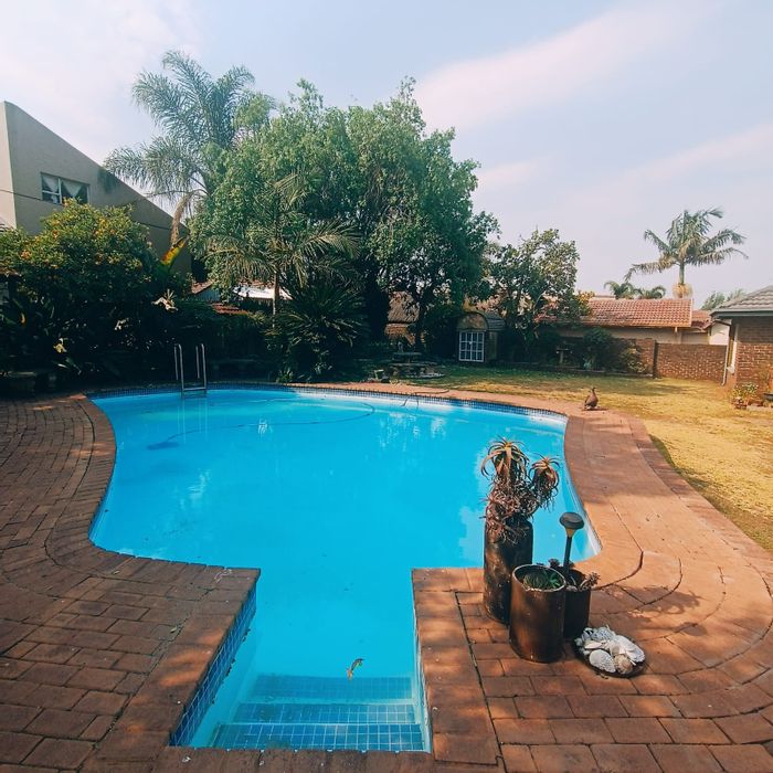 Property #ENT0258741, House for sale in Van Riebeeck Park