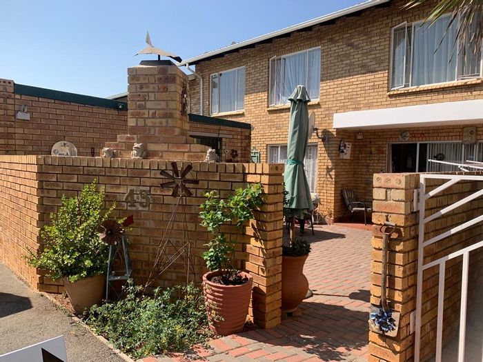 Property #ENT0258703, Apartment for sale in Birchleigh