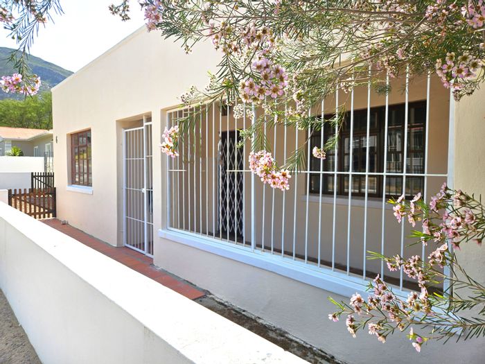 Property #ENT0258846, House for sale in Montagu