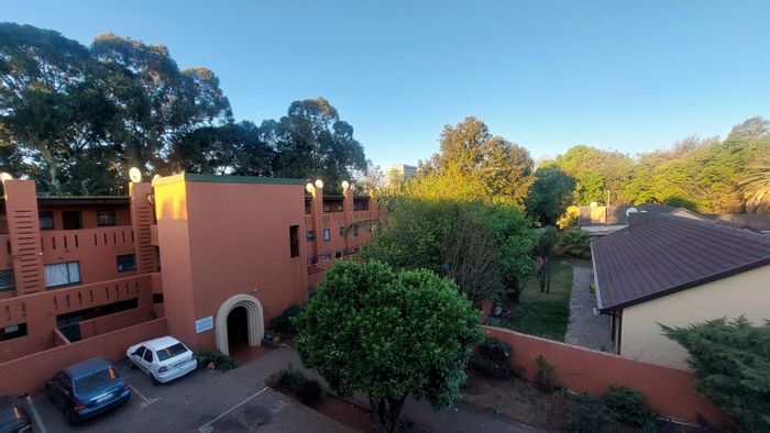 Property #ENT0258815, Apartment for sale in Windsor West