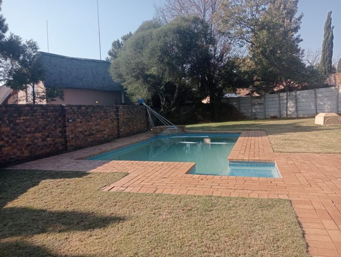 Property #ENT0258946, House for sale in Buccleuch
