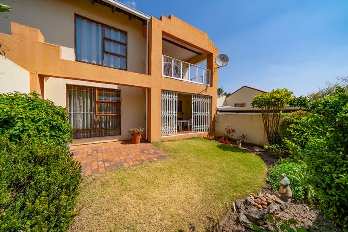 Property #ENT0259180, Townhouse for sale in Corlett Gardens