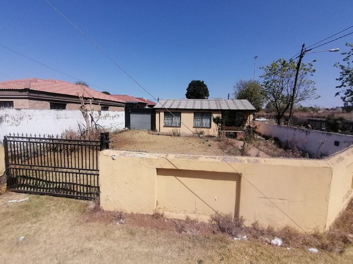 Property #ENT0259211, House for sale in Moroka