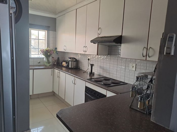 Property #ENT0259216, Townhouse for sale in Halfway Gardens