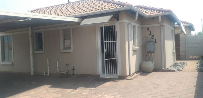 Property #ENT0259442, House for sale in Leopard's Rest Security Estate