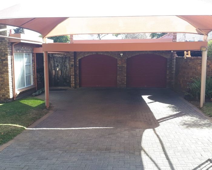 Property #ENT0259406, House for sale in Dalpark Ext 1