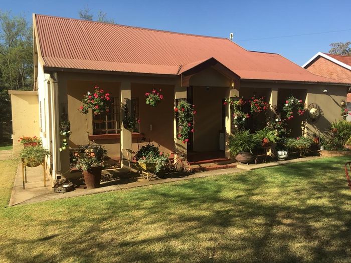 Property #ENT0259408, House for sale in Cullinan
